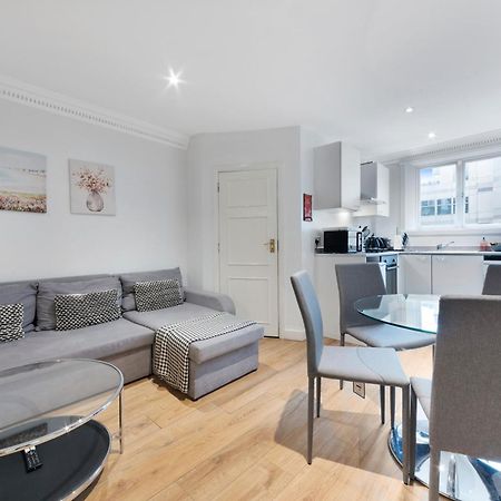 2 Bed Piccadilly Apartment 4 London Eksteriør billede