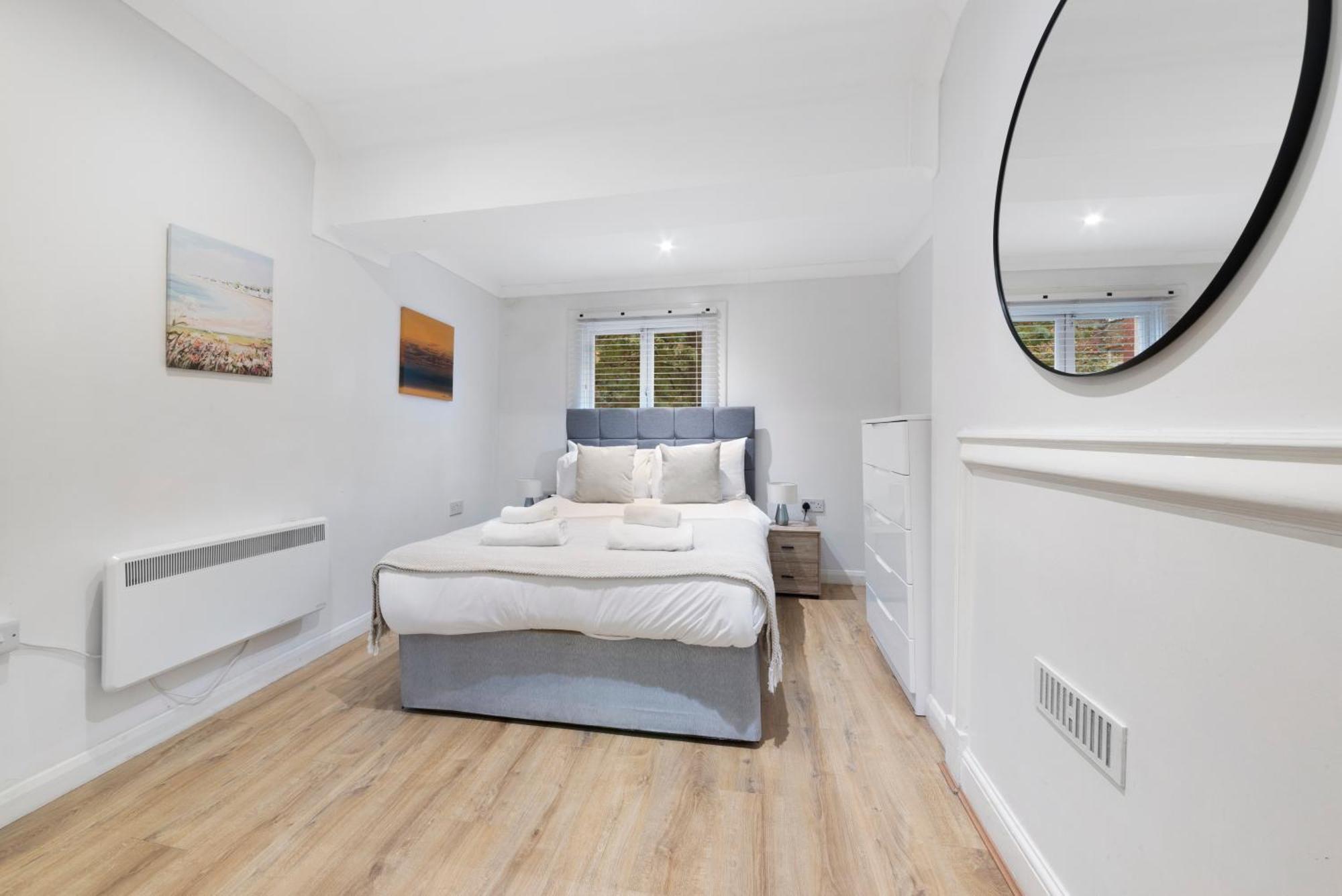 2 Bed Piccadilly Apartment 4 London Eksteriør billede