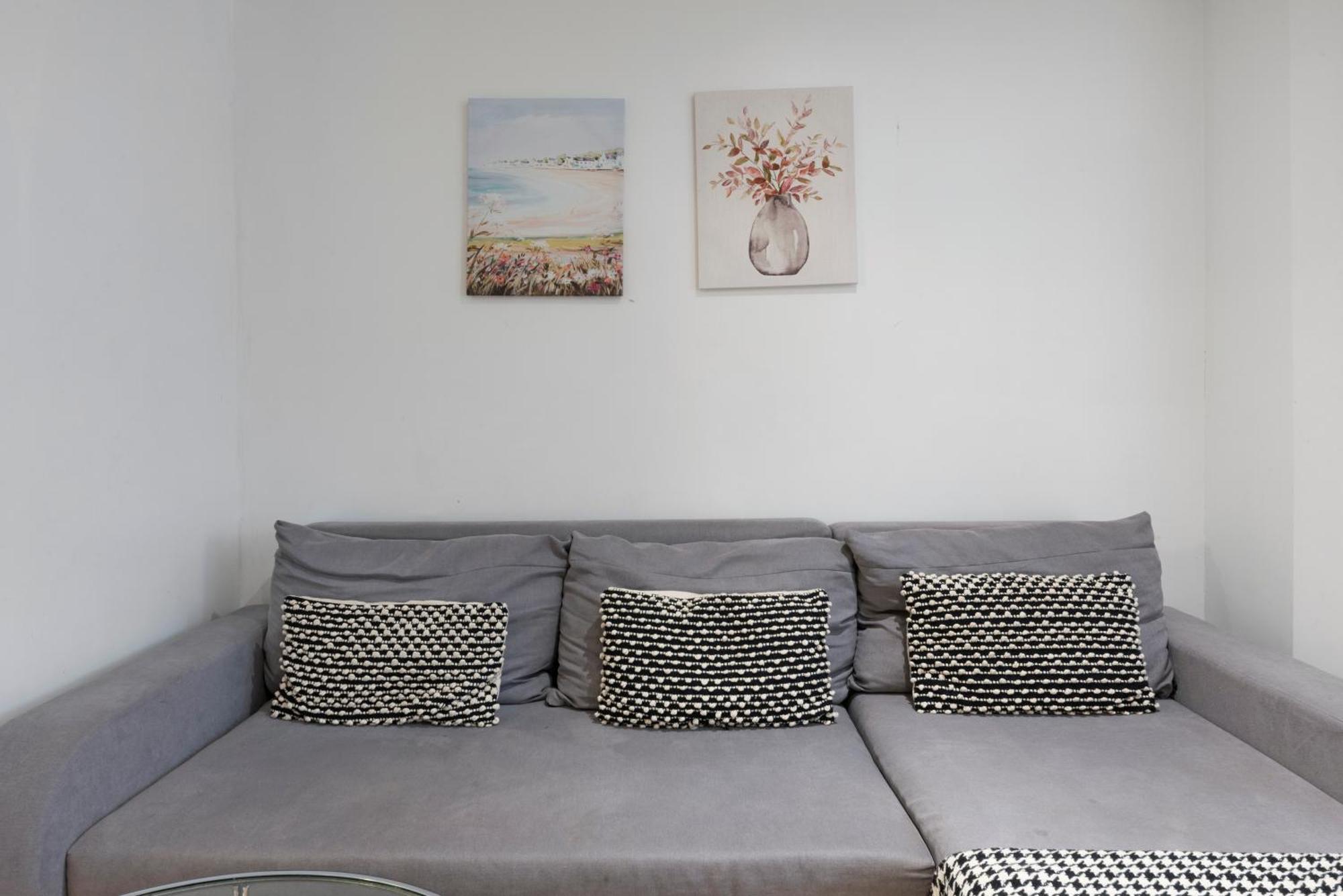 2 Bed Piccadilly Apartment 4 London Eksteriør billede